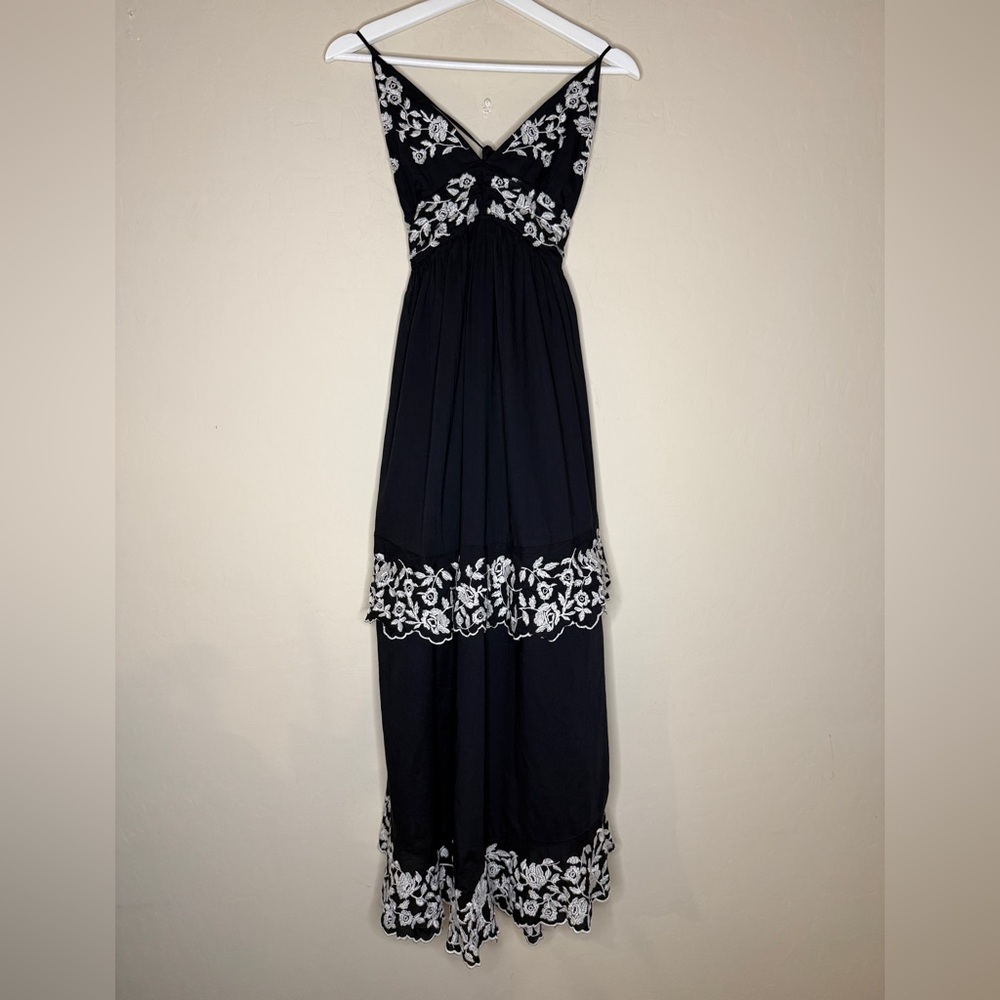 Abercrombie & Fitch Black Floral Tiered Maxi Dress White Floral Accents Small - Picture 4 of 10